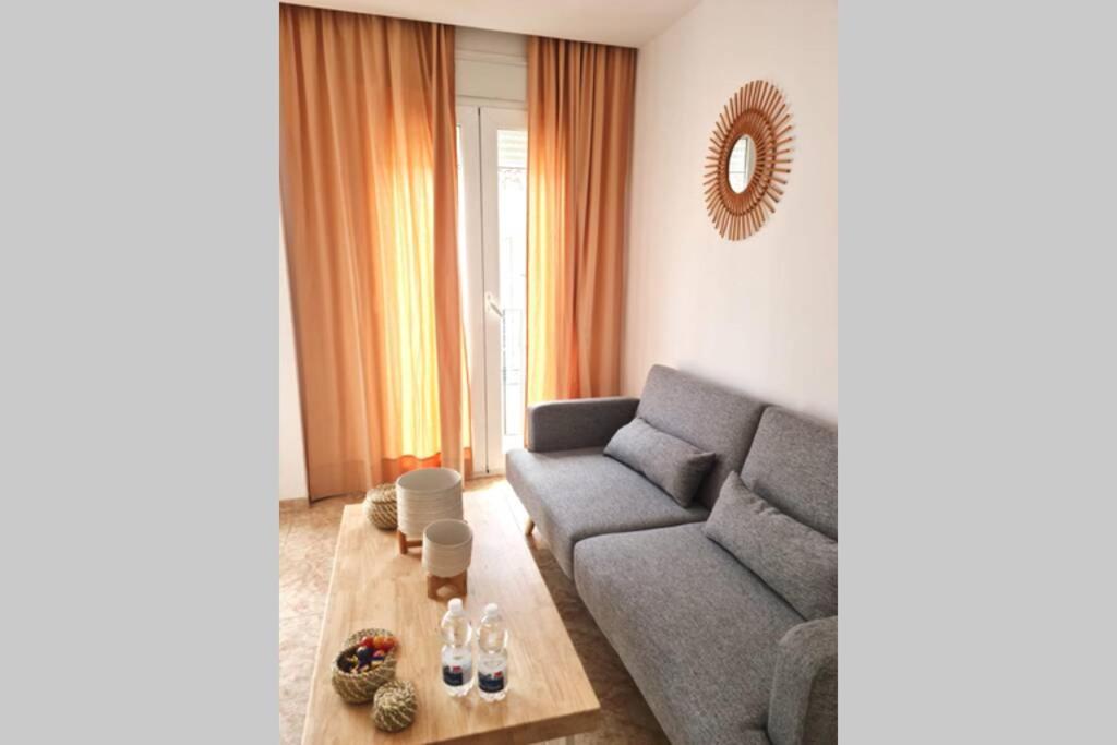 Calmahouse Carihuela Apartment Torremolinos Bagian luar foto